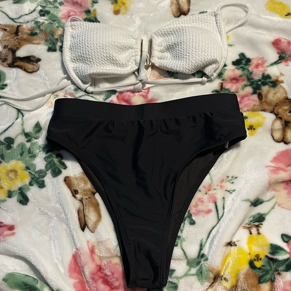 Swim suit